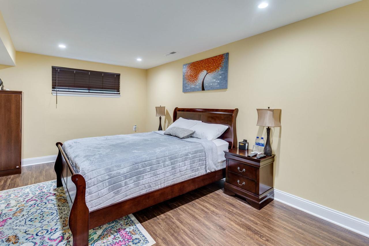 5300 Fillmore Lower Level - thumb 10