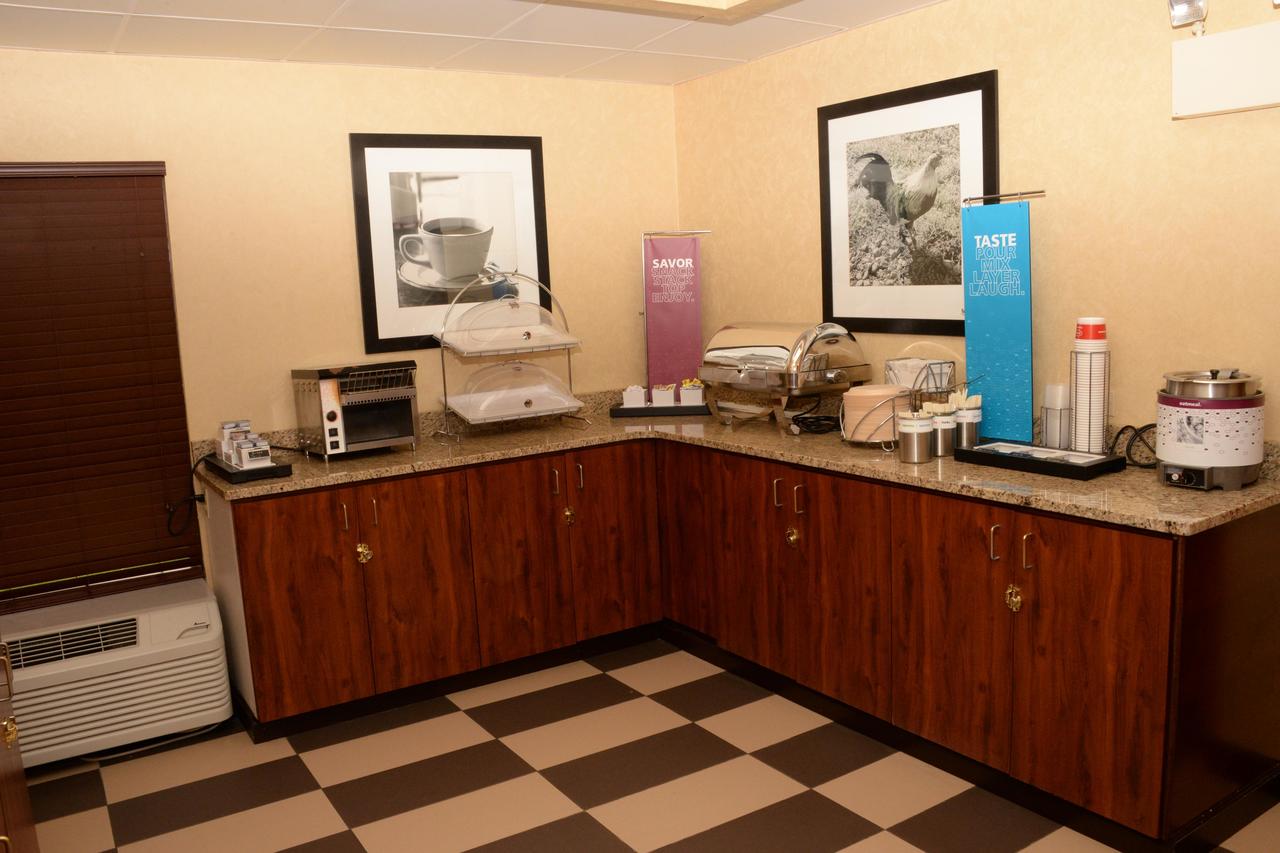 Hampton Inn Abingdon - thumb 21