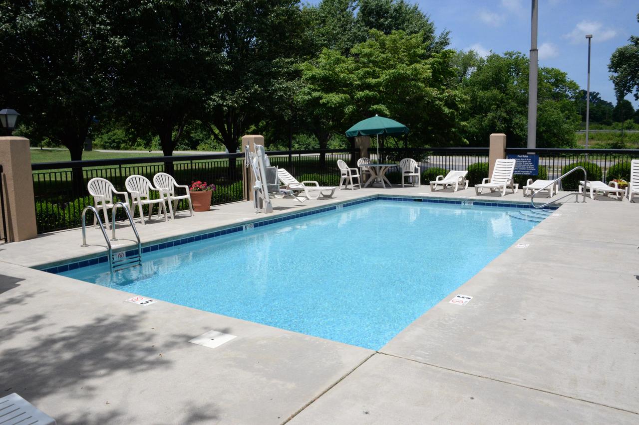 Hampton Inn Abingdon - thumb 18