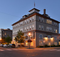 Majestic Inn and Spa - Tourism Bookings