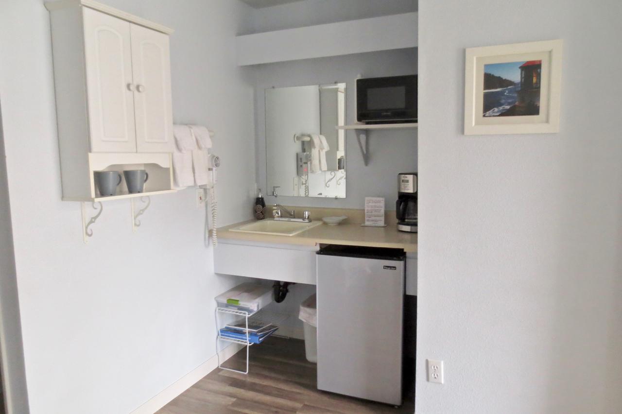 Boardwalk Cottages - thumb 44