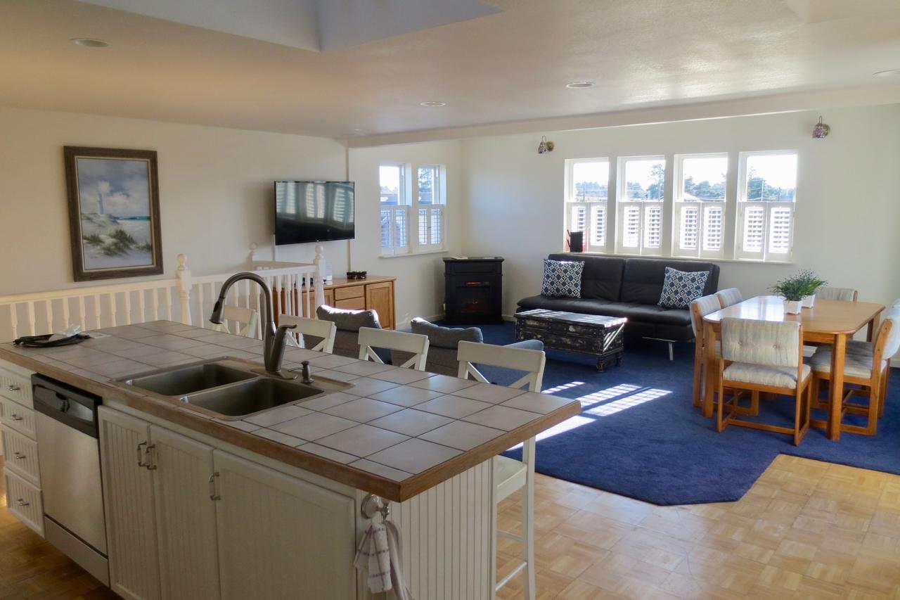 Boardwalk Cottages - thumb 32