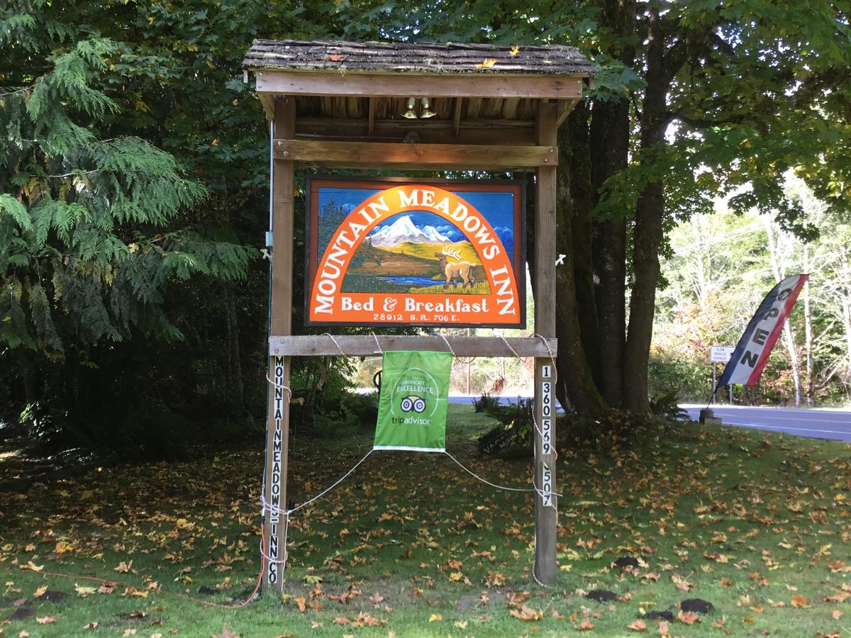 Mountain Meadows Inn - thumb 44