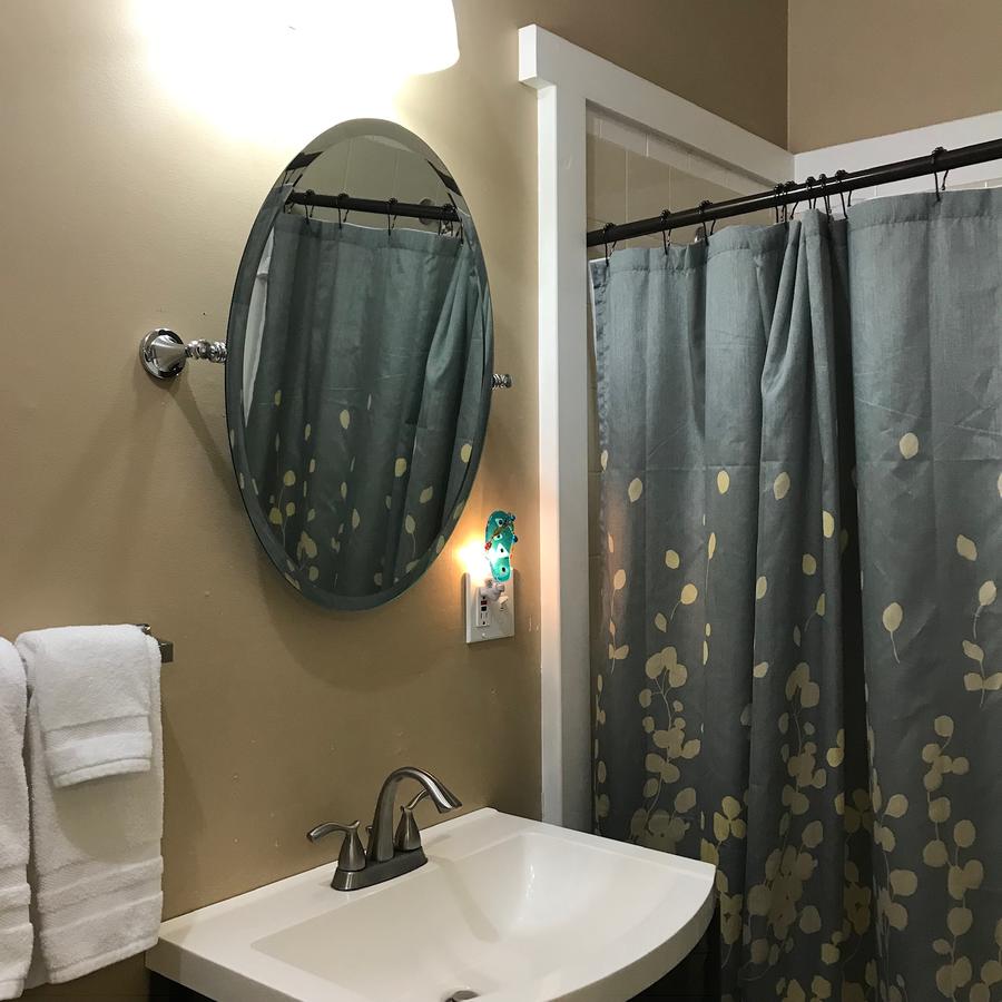 Mountain Meadows Inn - thumb 8