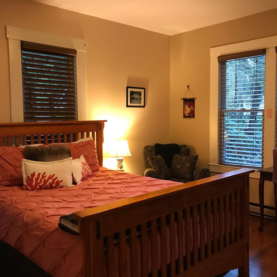 Mountain Meadows Inn - thumb 27