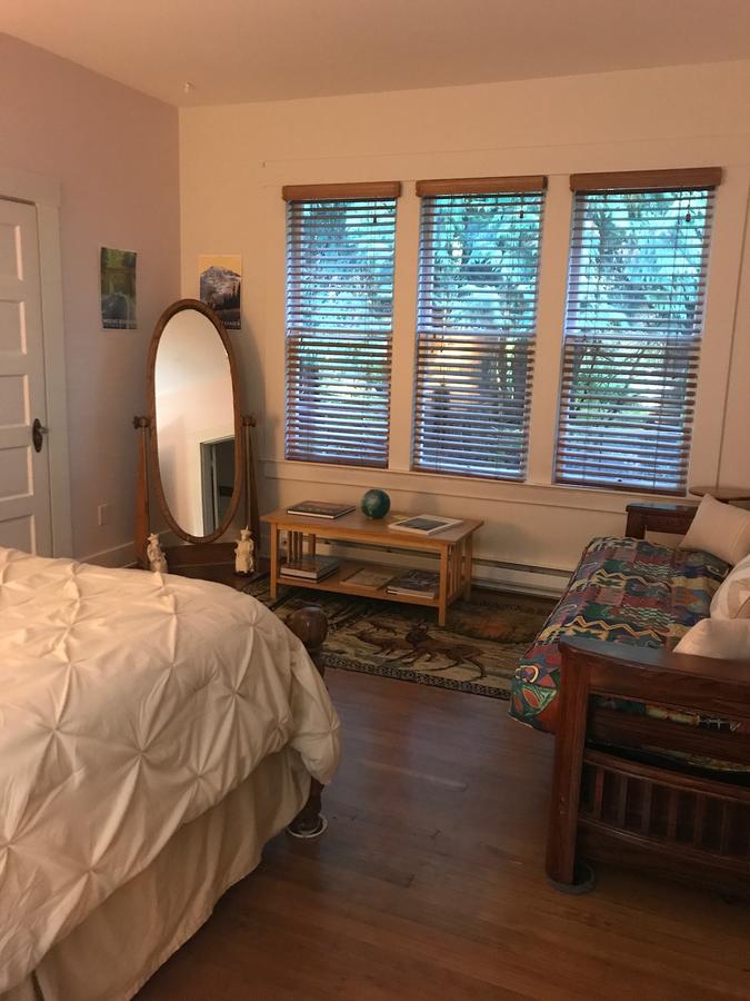 Mountain Meadows Inn - thumb 39