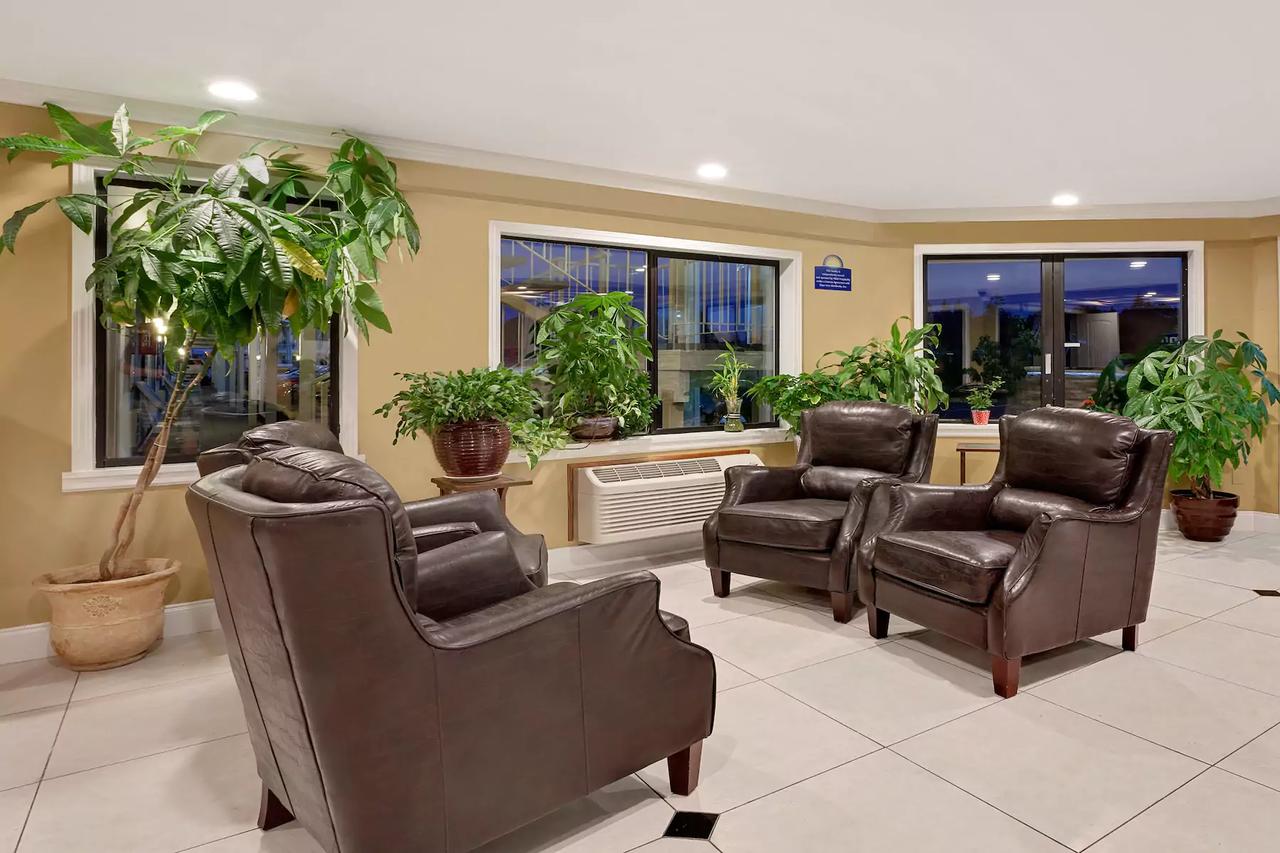 Days Inn By Wyndham Lakewood South Tacoma - thumb 10