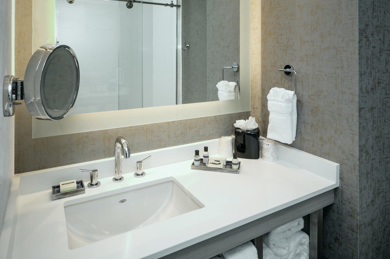 Hilton Garden Inn Seattle Bellevue Downtown, Wa - thumb 1