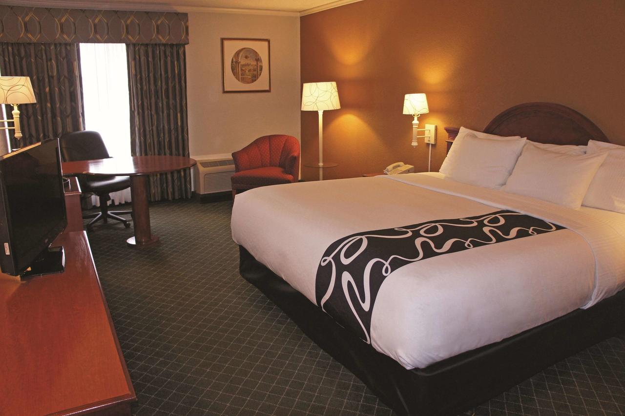 La Quinta Inn By Wyndham Lynnwood - thumb 0