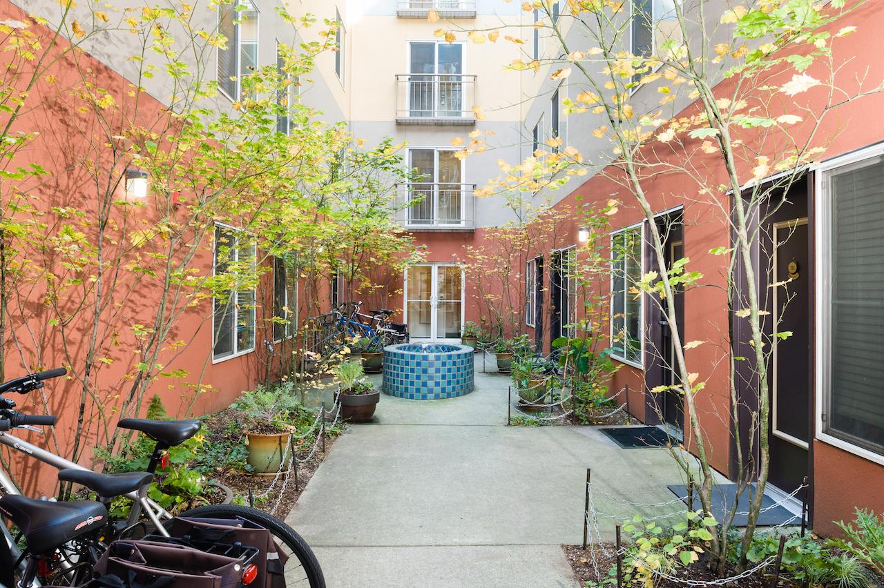 Belltown Inn - thumb 39