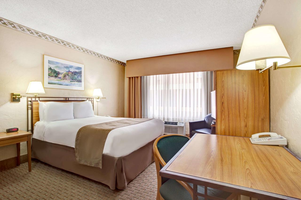 Travelodge By Wyndham Seattle By The Space Needle - thumb 16