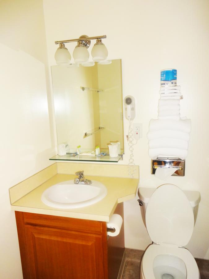 University Motel Suites - thumb 15