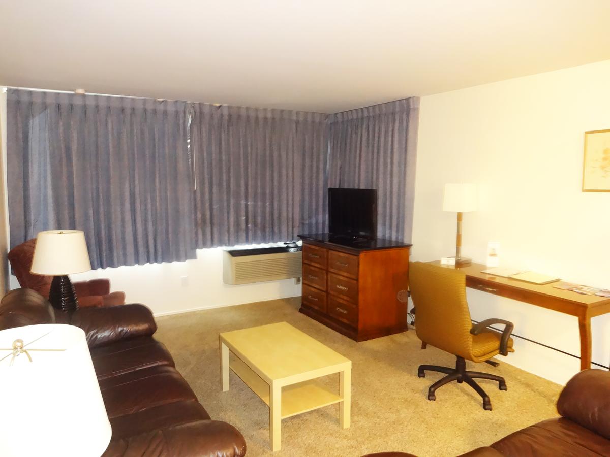 University Motel Suites - thumb 17