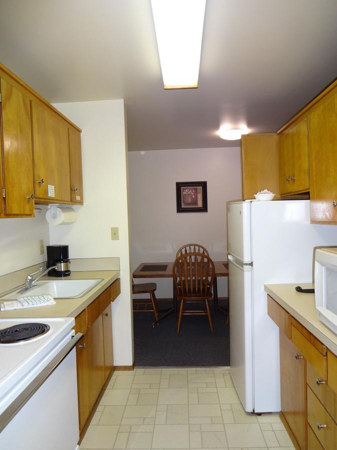 University Motel Suites - thumb 21