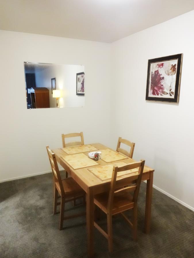 University Motel Suites - thumb 11