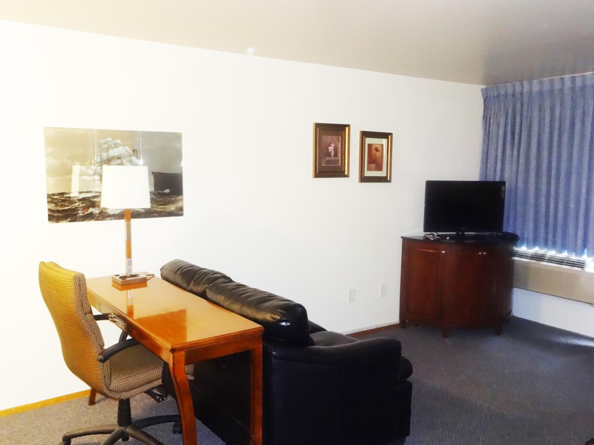University Motel Suites - thumb 23