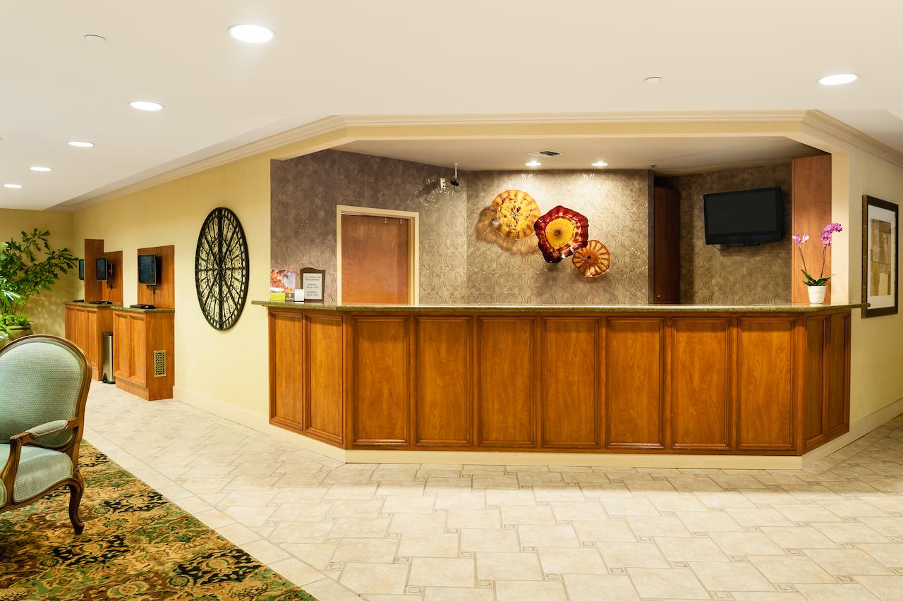 The Mediterranean Inn - thumb 5