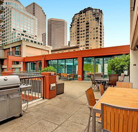 Stay Alfred on Western Avenue - USA Accommodation