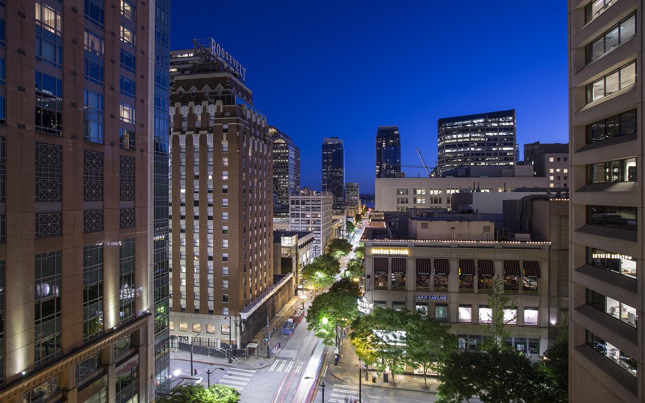 The Paramount Hotel - thumb 6