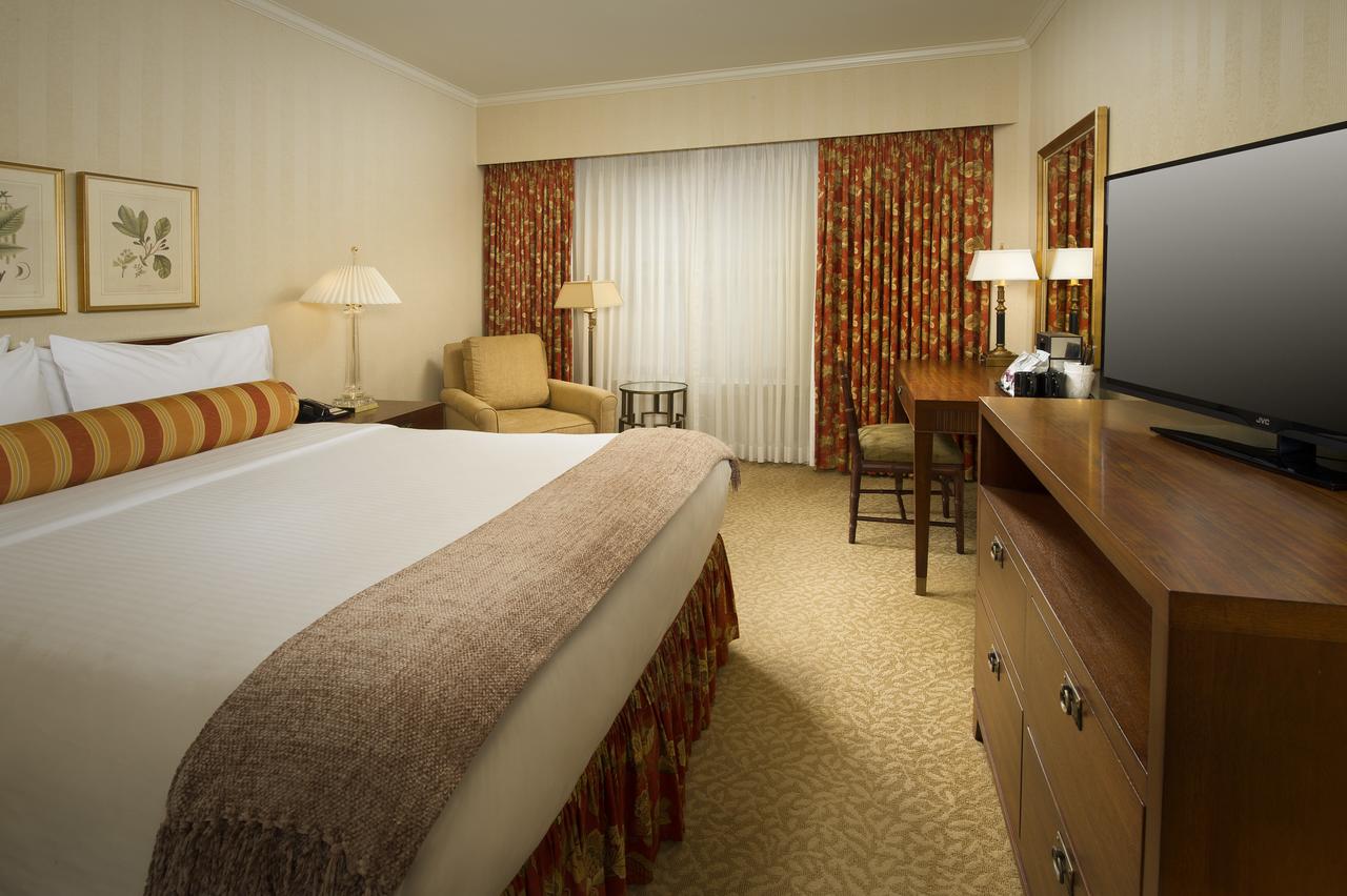 Mayflower Park Hotel - thumb 12