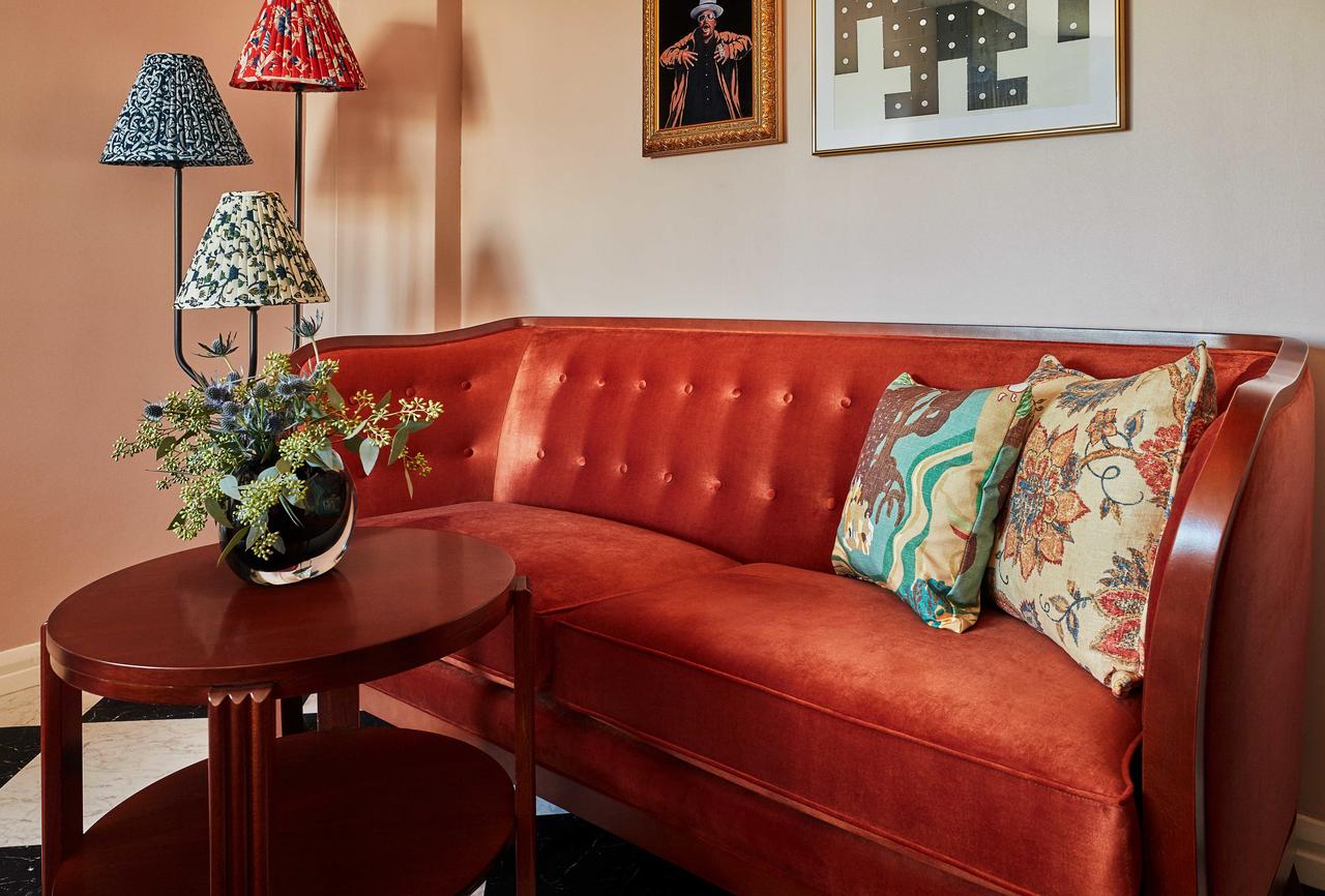 Graduate Seattle - thumb 36