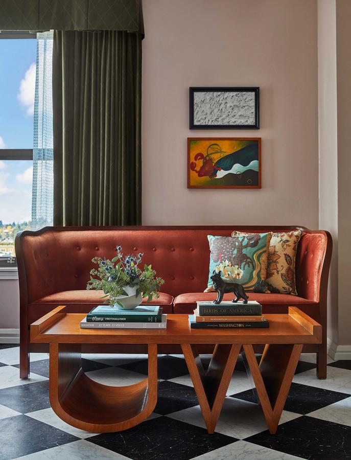 Graduate Seattle - thumb 26