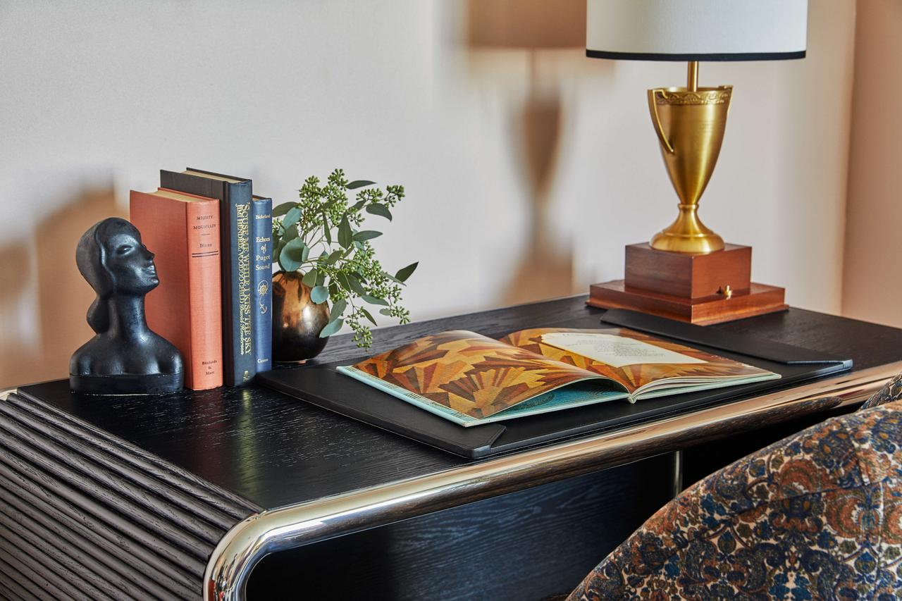 Graduate Seattle - thumb 11