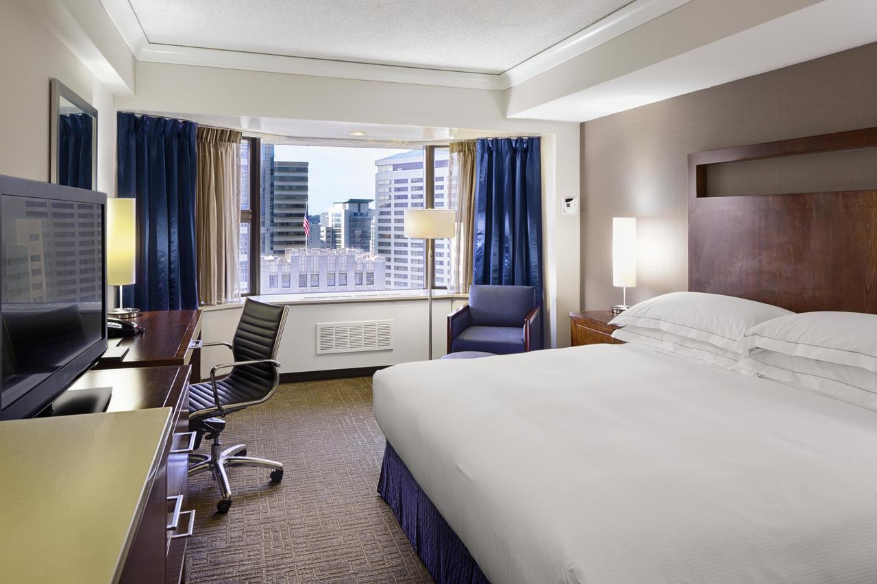 Hilton Seattle - thumb 5