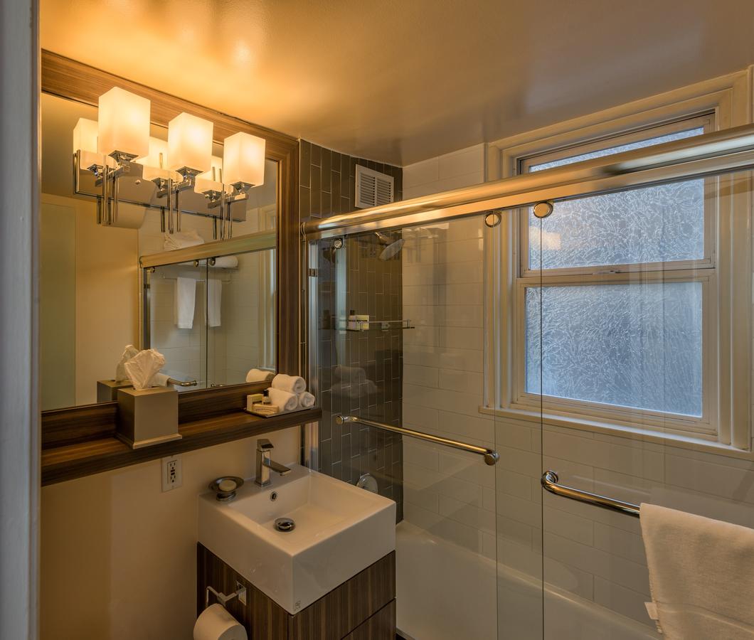 Executive Hotel Pacific - thumb 29