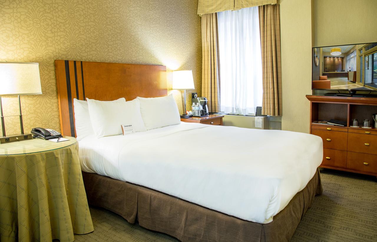 Executive Hotel Pacific - thumb 5