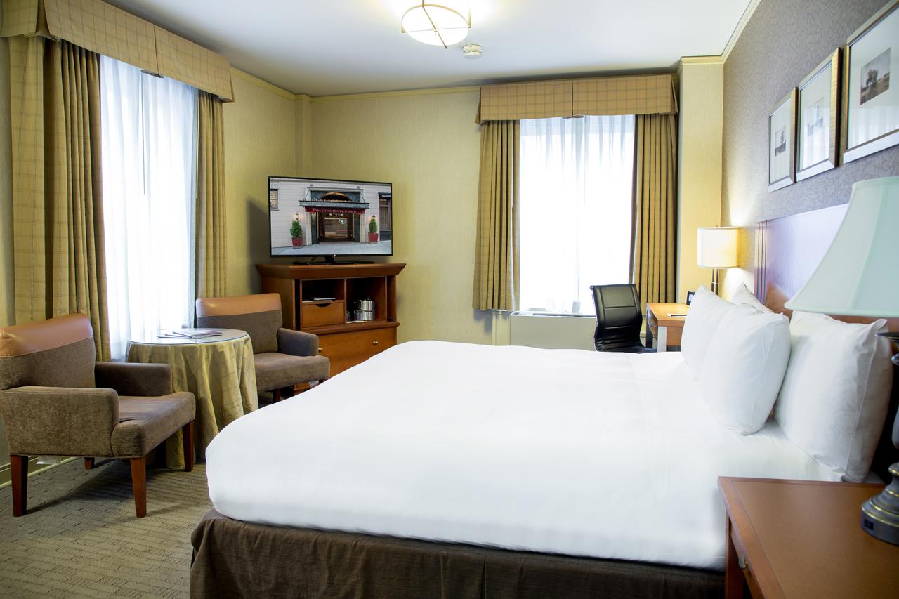 Executive Hotel Pacific - thumb 3