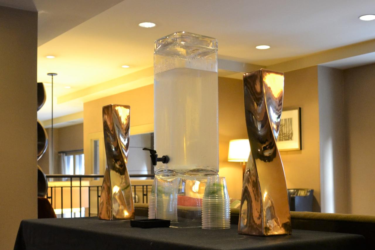Executive Hotel Pacific - thumb 20