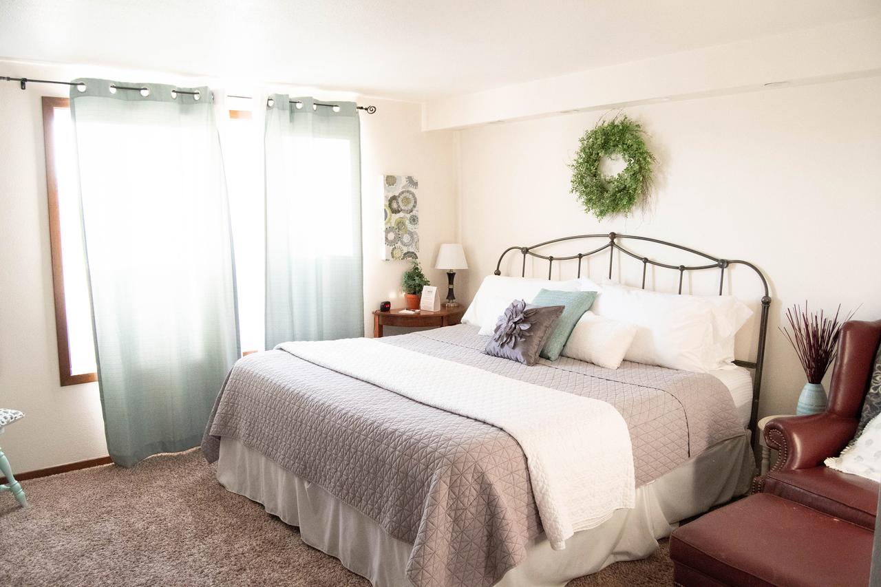 Oostema Farmstead Inn - thumb 1