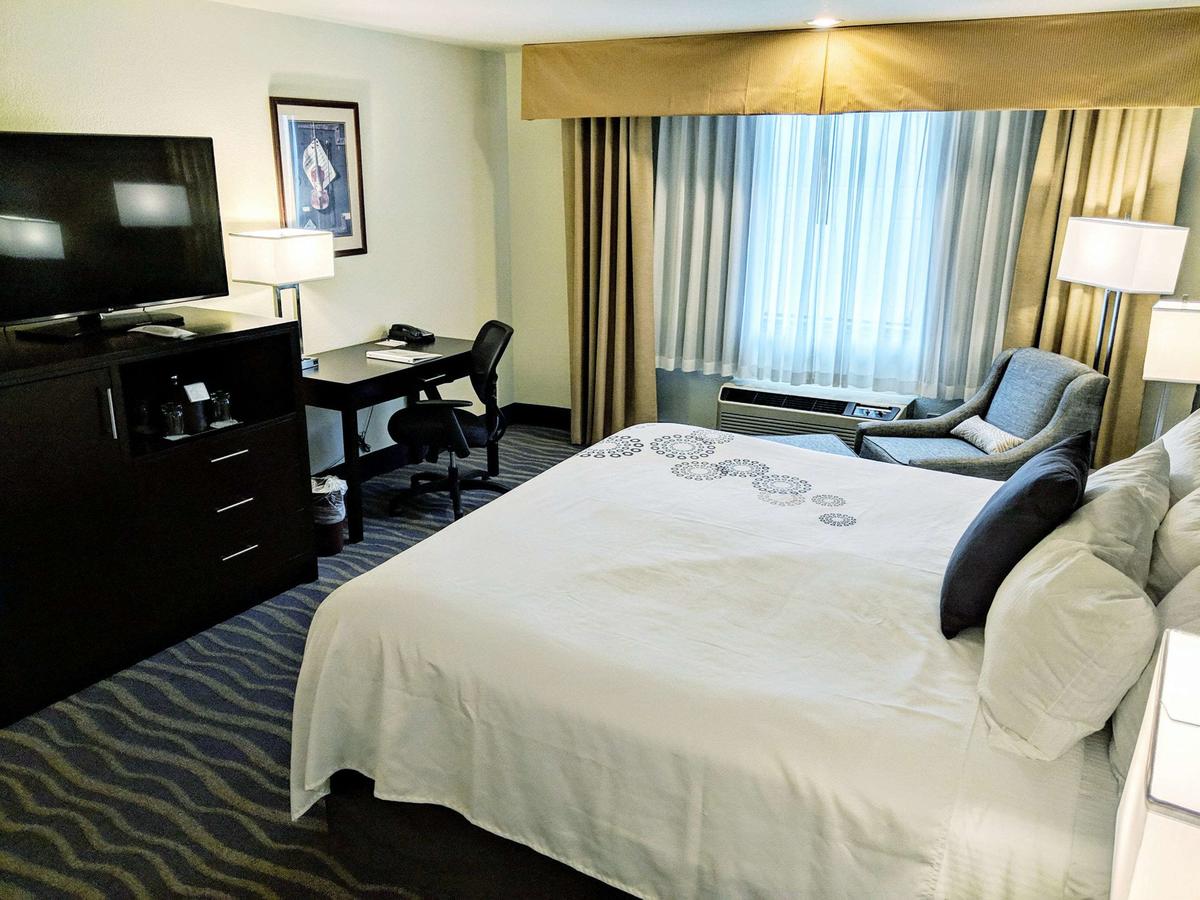 Best Western Plus Edmonds Harbor Inn - thumb 27