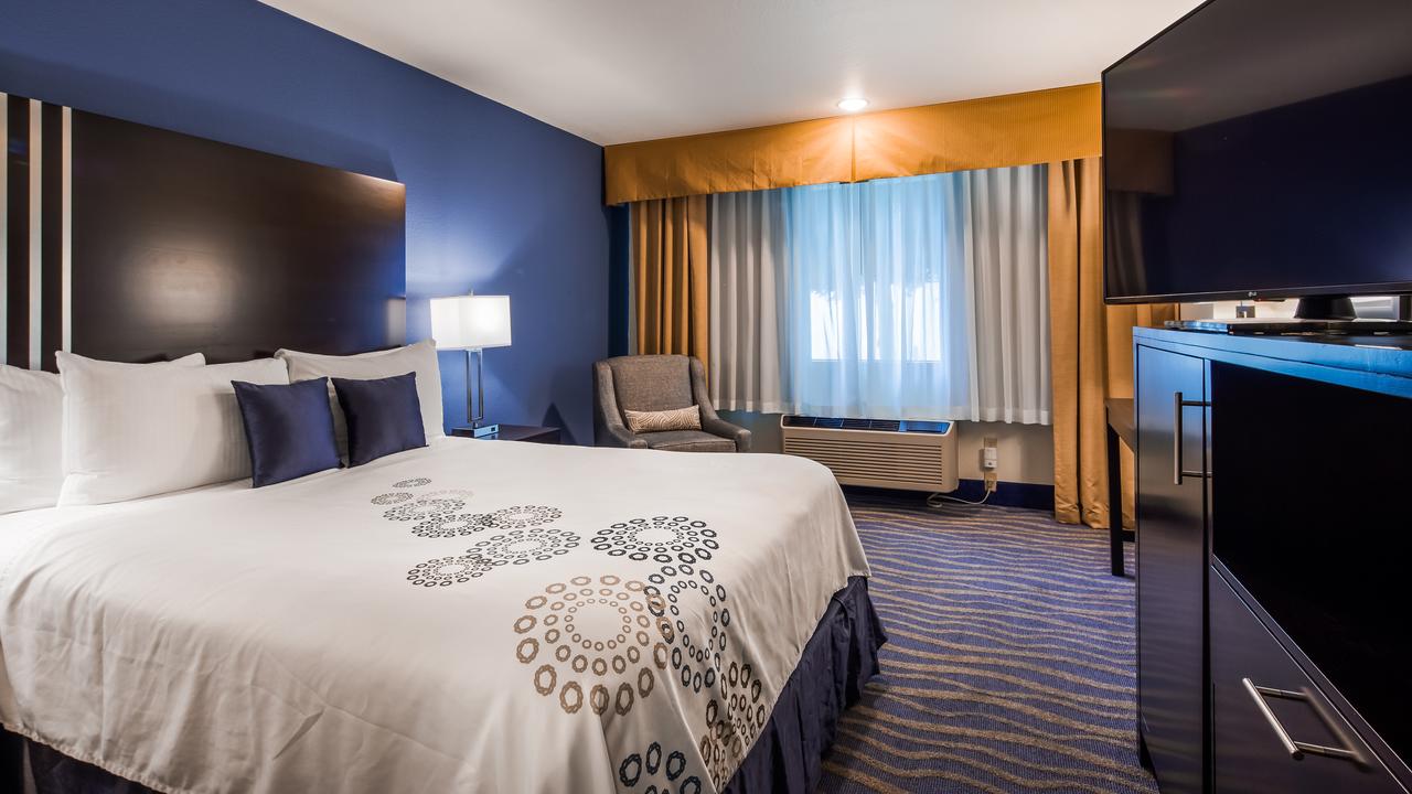 Best Western Plus Edmonds Harbor Inn - thumb 13