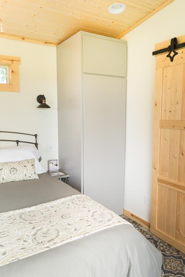 Oostema Farmstead Inn Tiny House - thumb 13