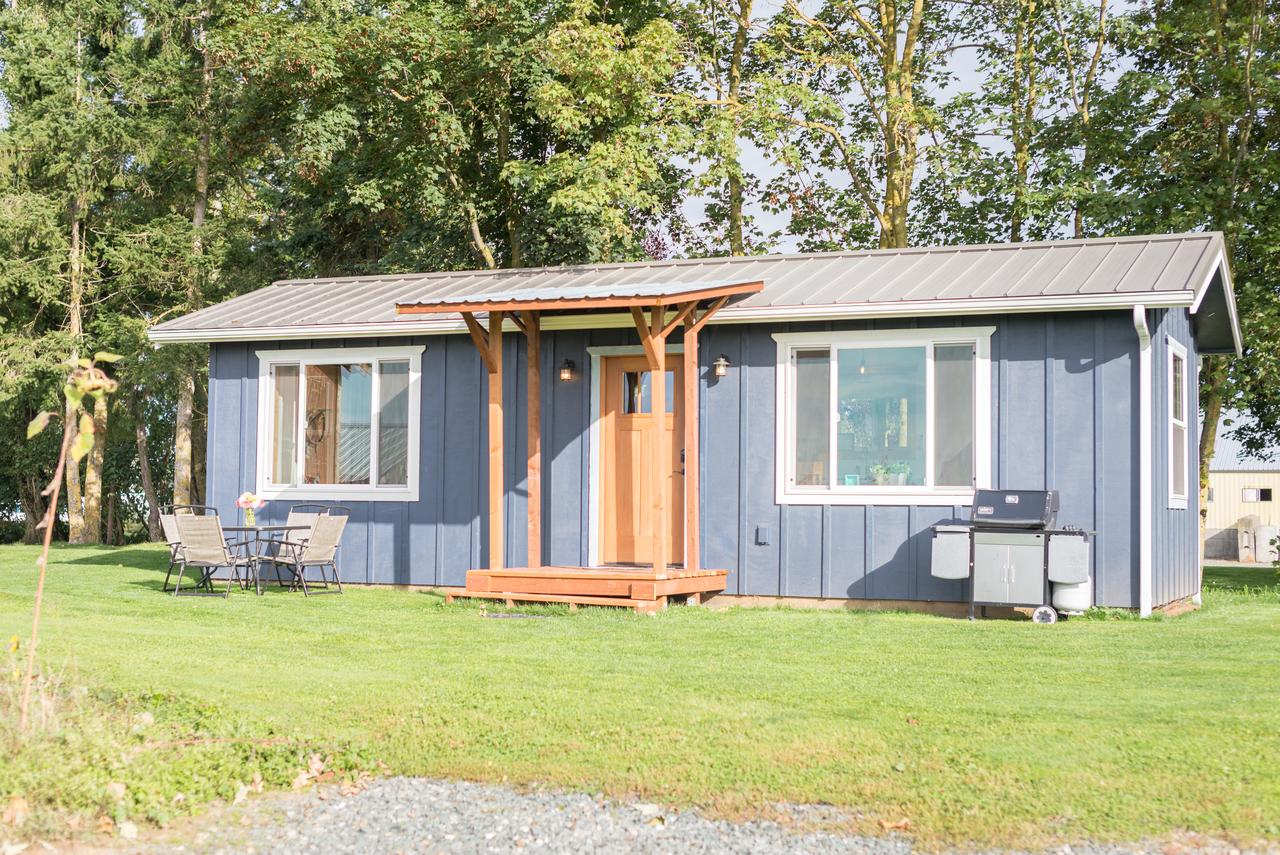 Oostema Farmstead Inn Tiny House - thumb 0