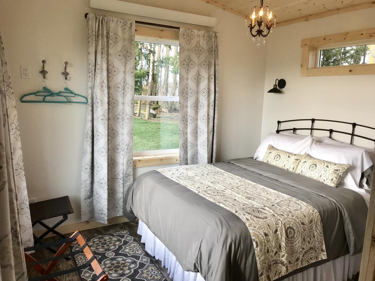 Oostema Farmstead Inn Tiny House - thumb 11