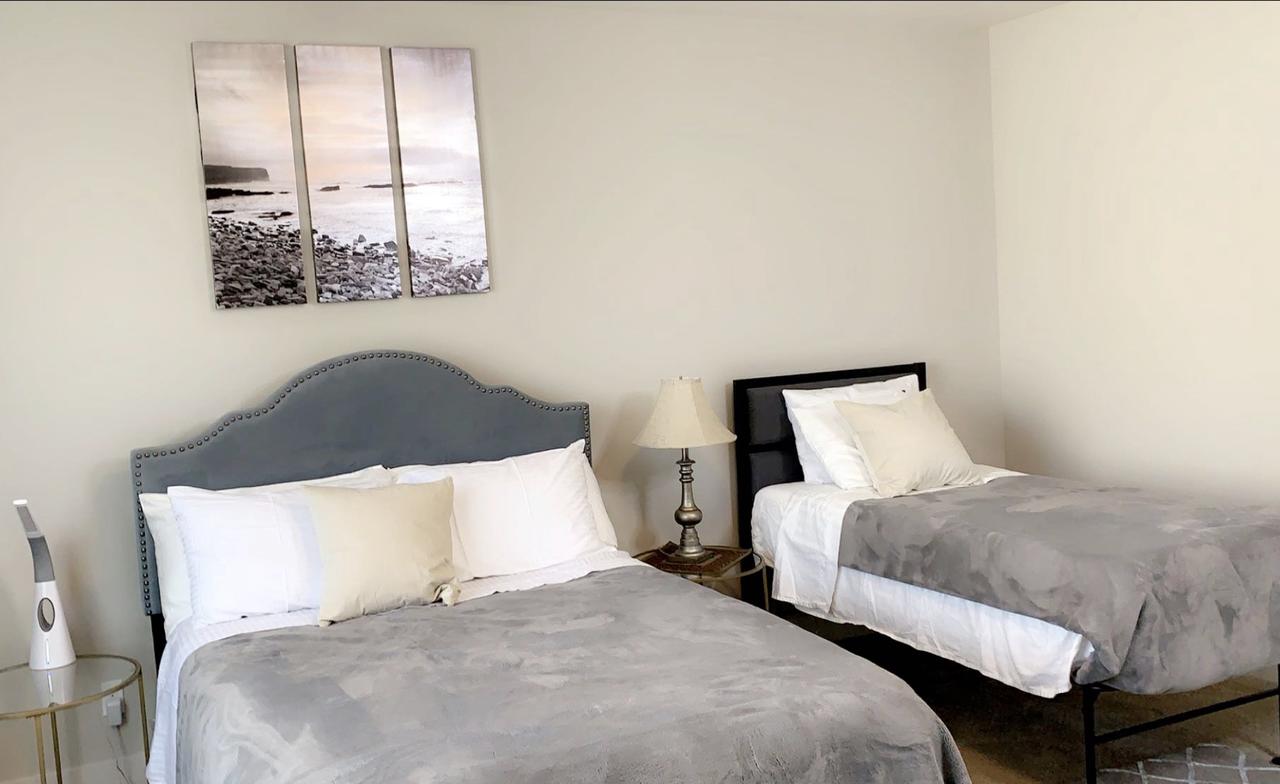 Motel Room - thumb 6