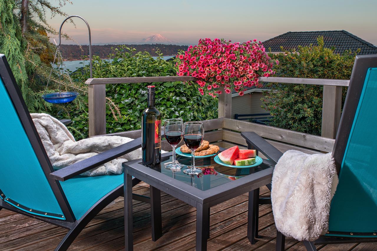 Three Tree Point Bed And Breakfast - thumb 16