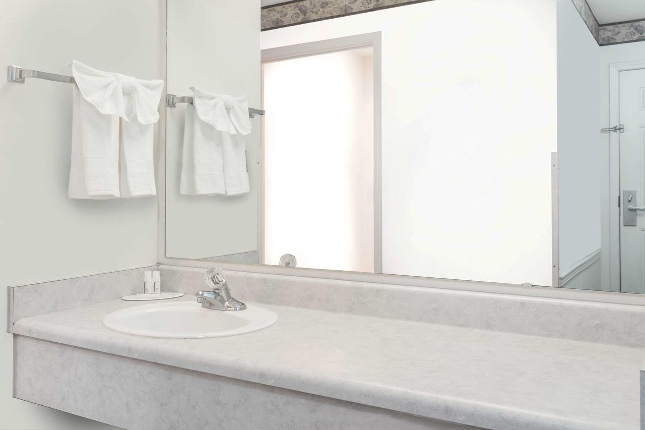 Days Inn By Wyndham Ocean Shores - thumb 32