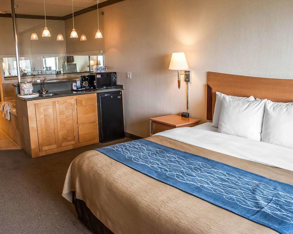 Comfort Inn & Suites Ocean Shores - thumb 1