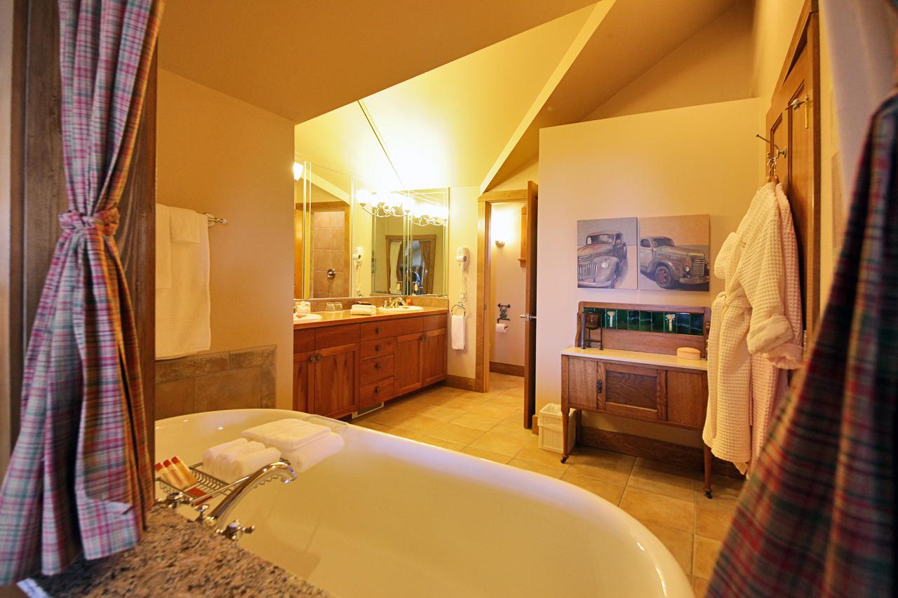 Saratoga Inn - thumb 37