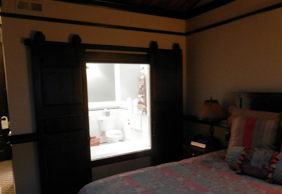 Lakeview Hotel - thumb 21