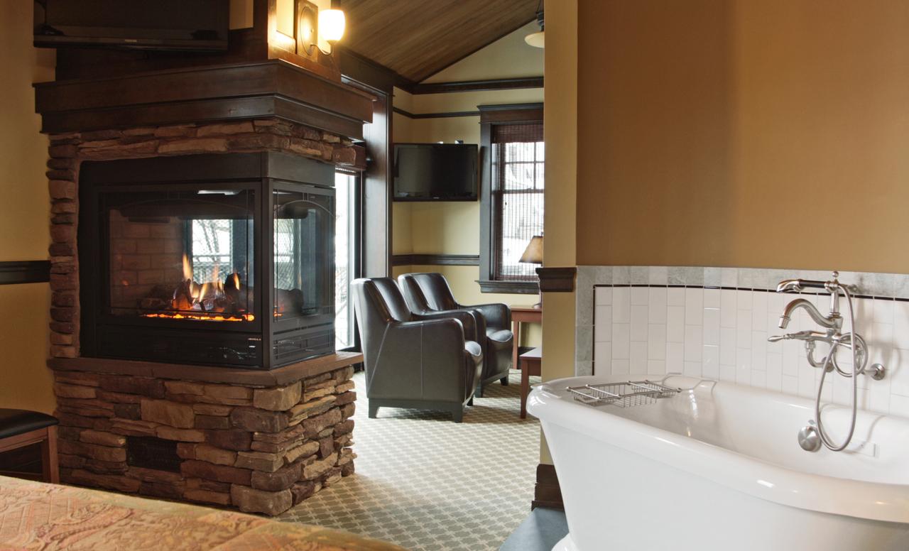 Lakeview Hotel - thumb 3