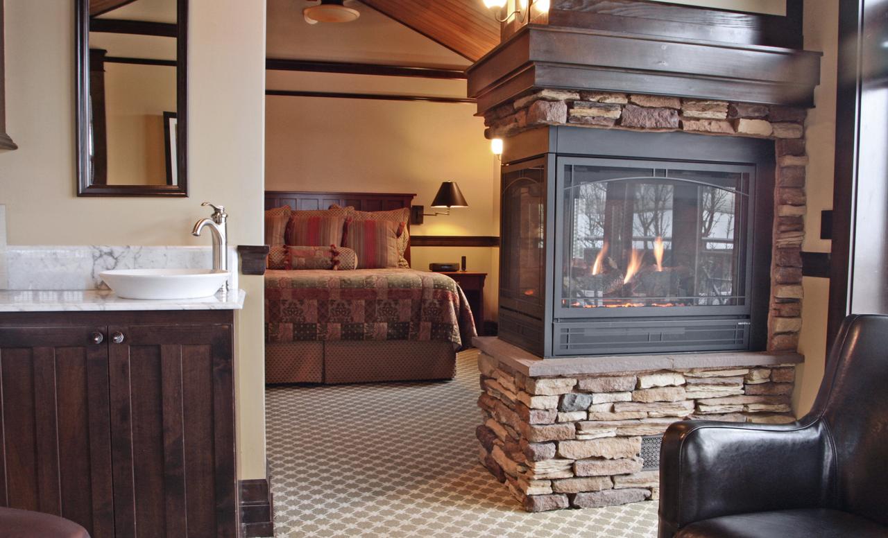 Lakeview Hotel - thumb 1