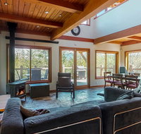 Woodland Hideaway in the Hills - Tourism Bookings