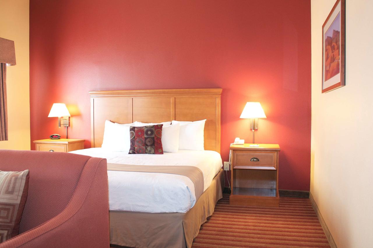 Best Western Plus The Inn At Horse Heaven - thumb 20