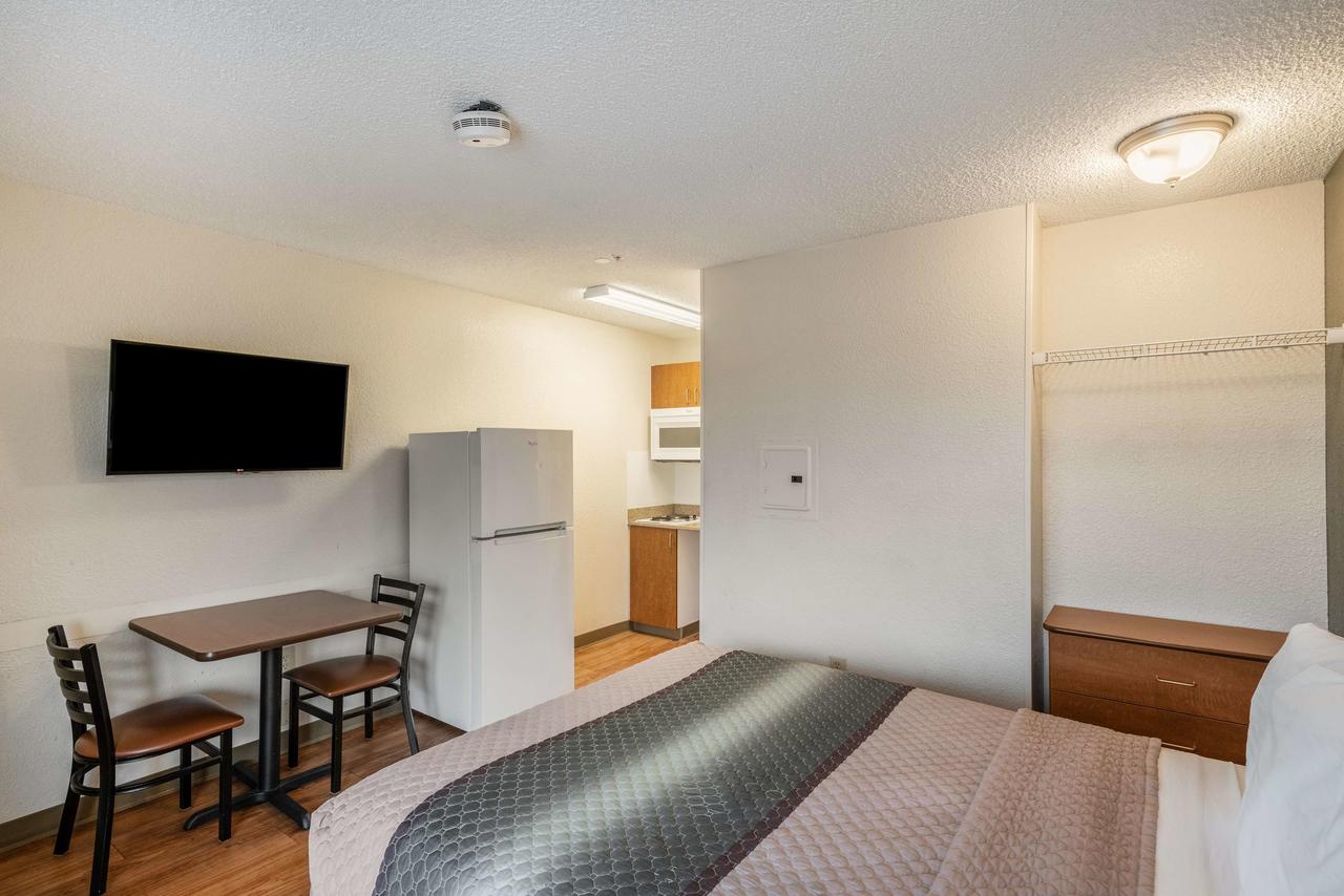 HomeTowne Studios Spokane - Valley - thumb 14