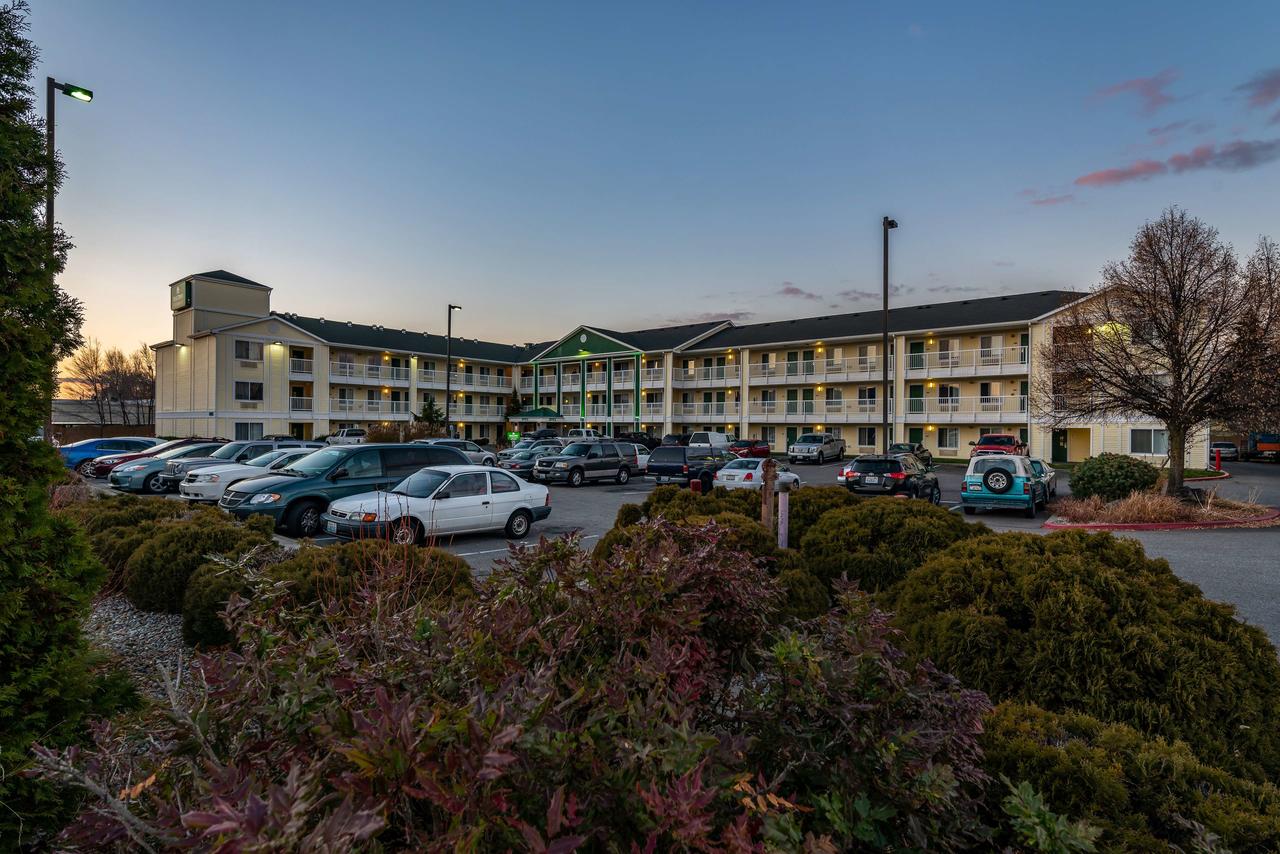 HomeTowne Studios Spokane - Valley - thumb 9